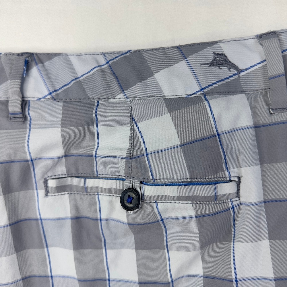Tommy Bahama Shorts Men's 35 Gray Blue Plaid Flat Front Golf Preppy - Picture 7 of 7